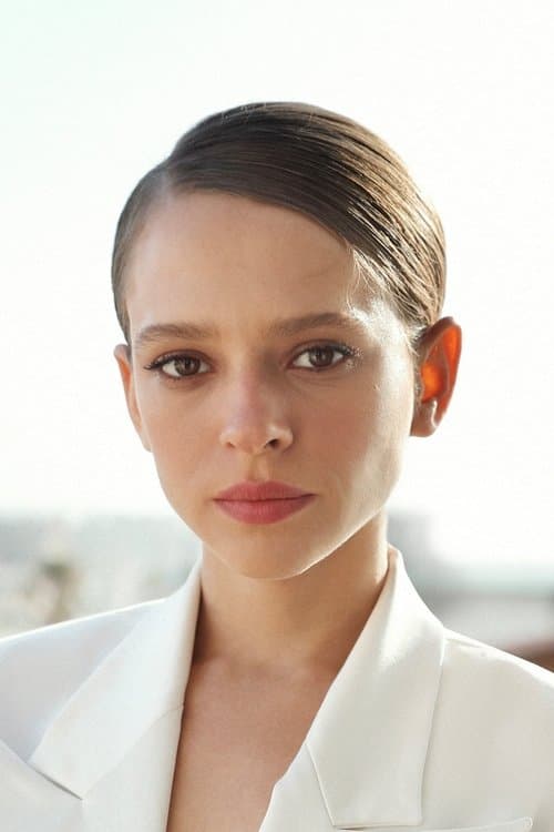 Shira Haas