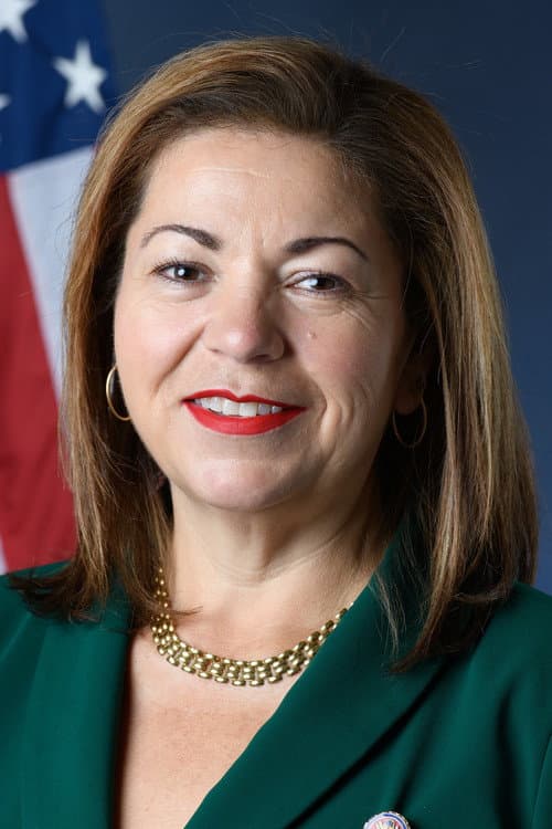 Linda Sánchez