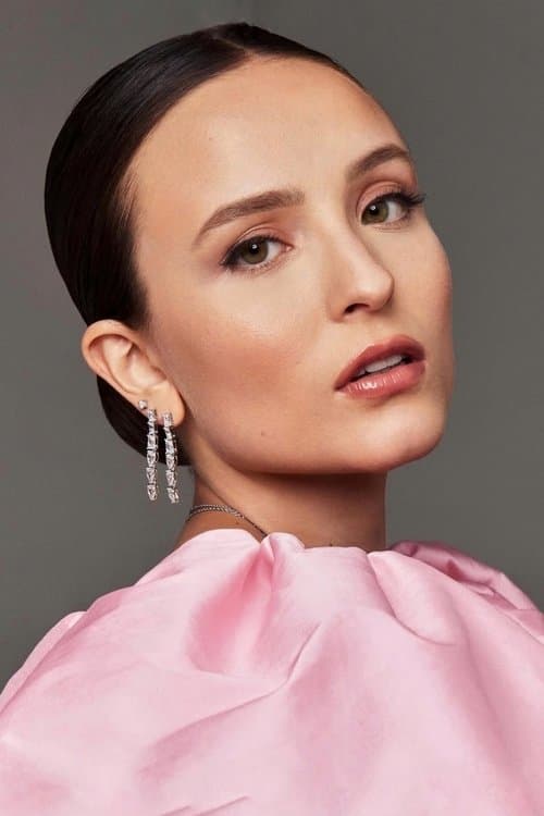 Larissa Manoela