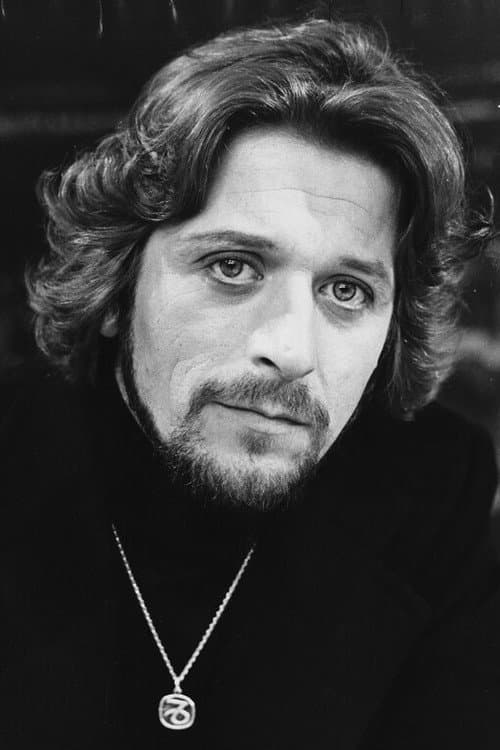 Albert Millaire